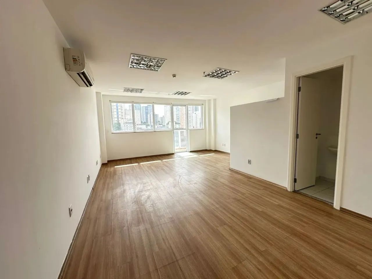 Conjunto comercial para venda em Vila Andrade , 42m²