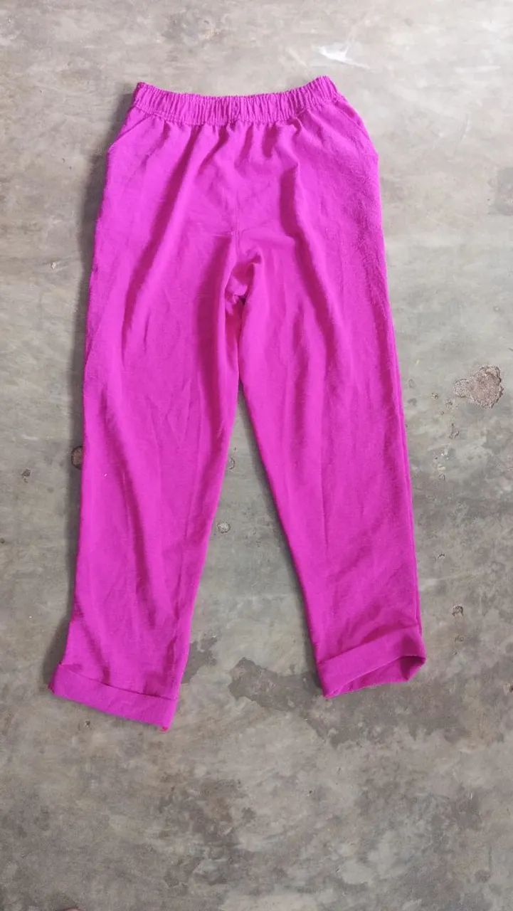 Lote de calça em tecidos Tam M/G