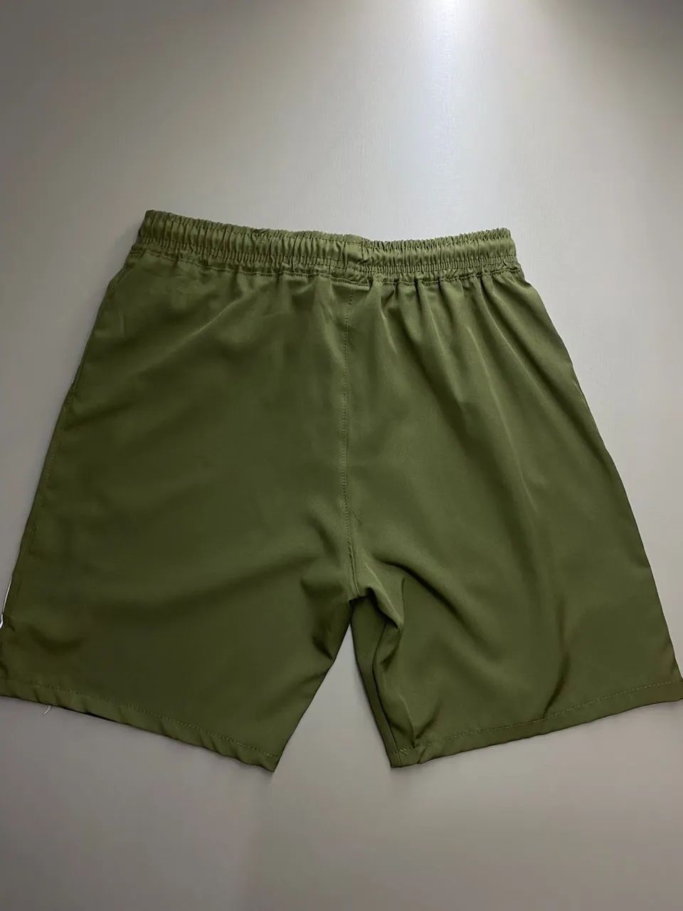 Bermuda Tactel Verde Limitador  - Foto 4