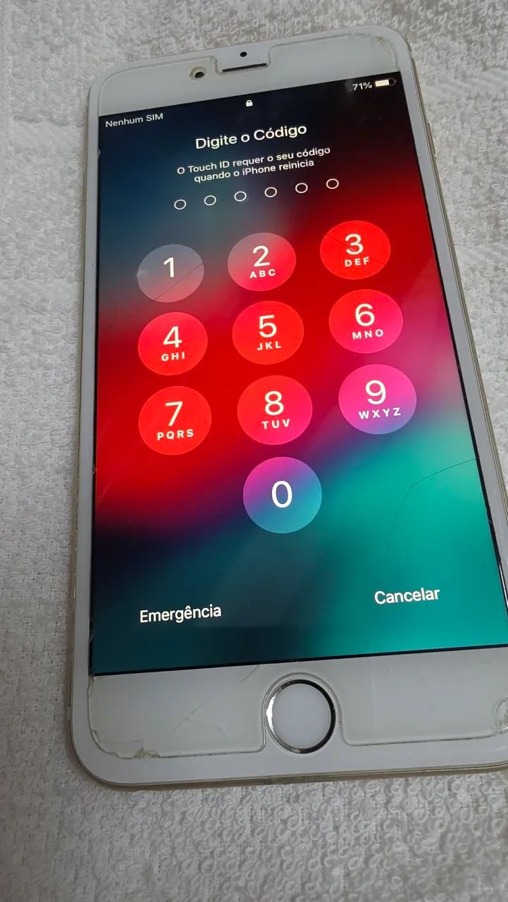 Apple iPhone 6 Plus dourado