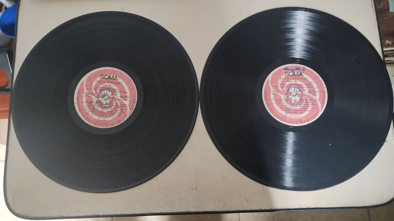 Disco de vinil Elvis 40 greatest - Foto 3