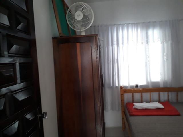 Casa com ótima localização, a 150 metros da praia de Enseada - Foto 3