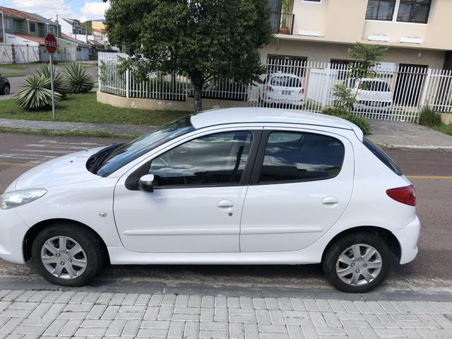 Peugeot 207 2012 - 1.4 R$ 14.500,00 - Foto 3