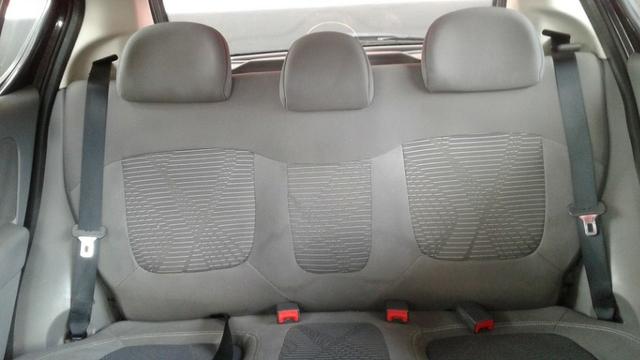 Fiat Palio Attractive 1.4 Arthur Veículos - Foto 8