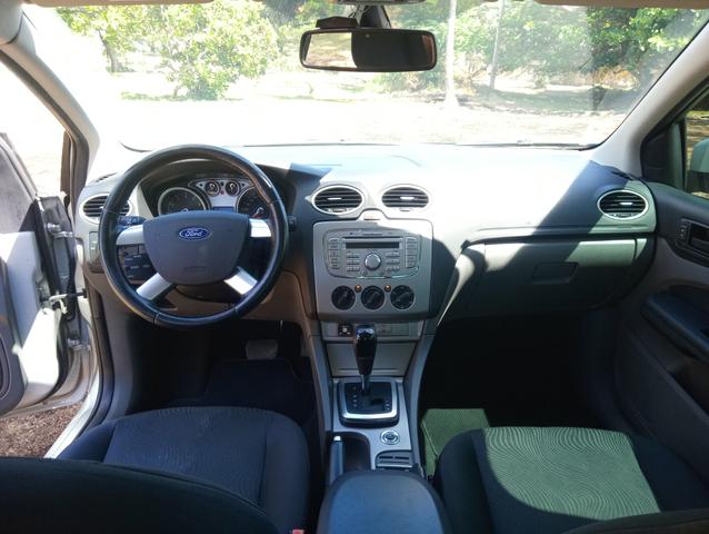 Focus Sedan 2.0 GLX Automático 2012/2013 - Foto 7