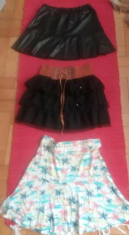 Lote de roupas tamanhos P/M - Foto 3