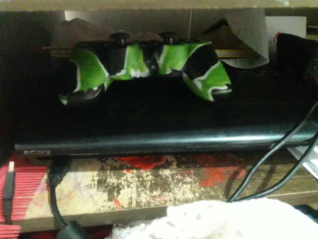 Ps3 vendo ou troco em filhote de pitbull/rottweiler
