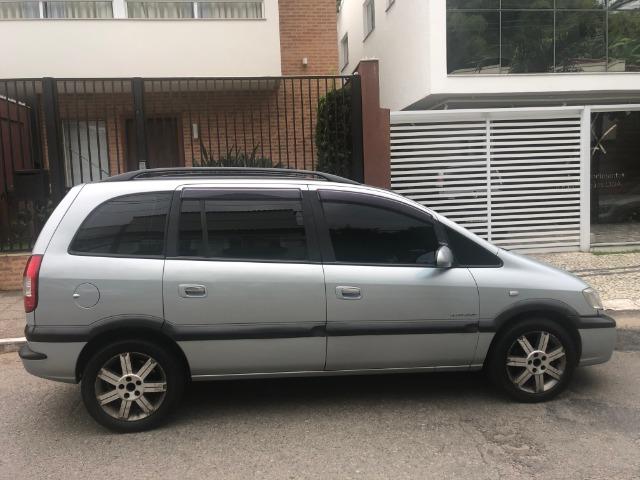 Zafira 7 Lugares Automática GNV - Foto 7