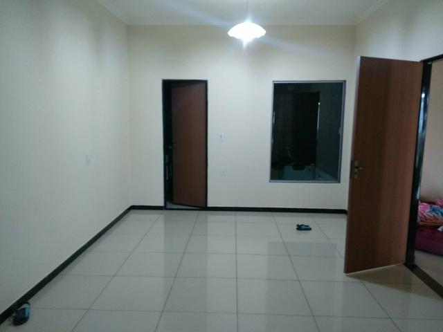 Oportunidade: Casa com piscina cascata e hidromassagem, suíte com hidromassagem, - Foto 14