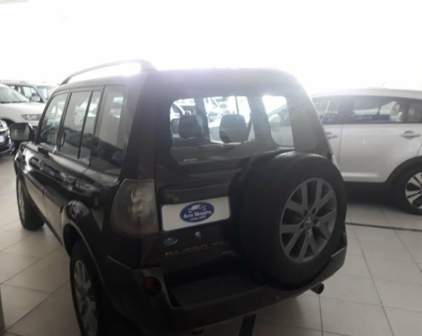 Pajero tr4 4x2 automatica 2015 - Foto 6
