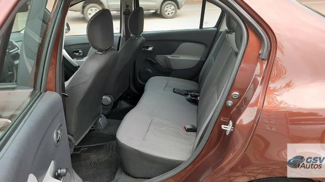 Renault Logan 1.6 - Foto 13