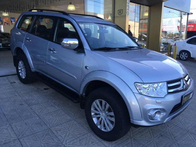 Mitsubishi Pajero HPE 4X4 7 lugares - Foto 3
