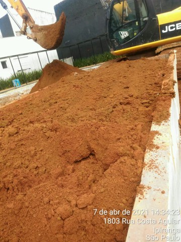 Terra para aterro 450