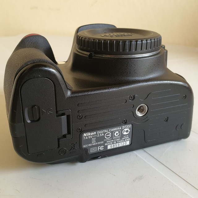 Câmera  D5100 - Lnte 18-55 (somente foco manual) - Muito conservada - 32 mil cliques - Foto 3