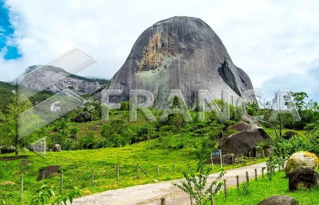 Vende-se Sítios e Terrenos com 20 mil m² na Região de Pedra Azul, Domingos Martins/E.S