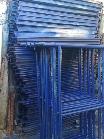 Vendo lote feichado de andaimes 84 peças  - Foto 5