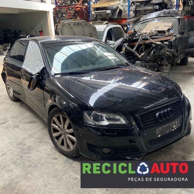Sucata de audi a3 sportblack 2011 para retirada de peças Leia a descrição - Foto 2