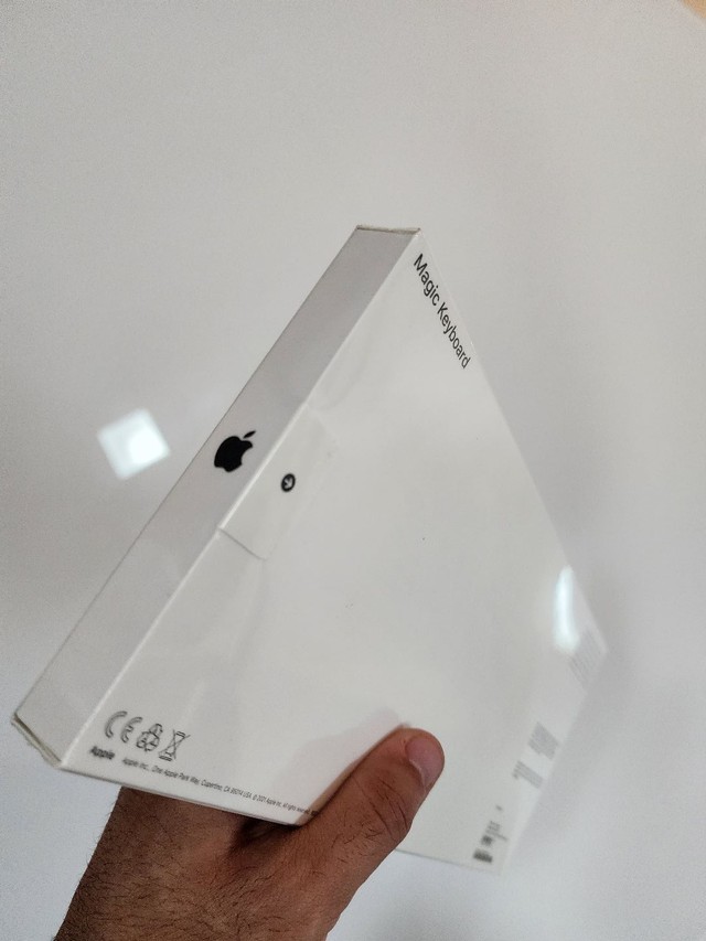 Magic keyboard LOJA FÍSICA novo lacrado 1 ano de garantia apple ( teclado magico ) - Foto 2