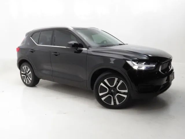  Volvo XC40 1.5 T5 Recharge Momentum Geartronic