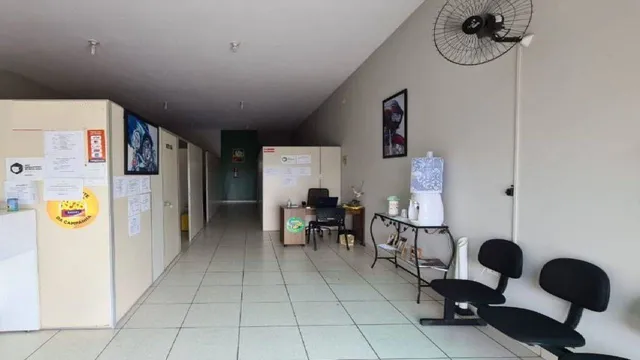 2 Salões comerciais com residências à venda, 370 m² por RS 950.000 - Santa Terezinha - Pir
