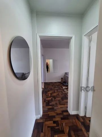 Recentemente reformado! Em andar alto (10º) com vista definida! Distribuído em hall de ent - Foto 7