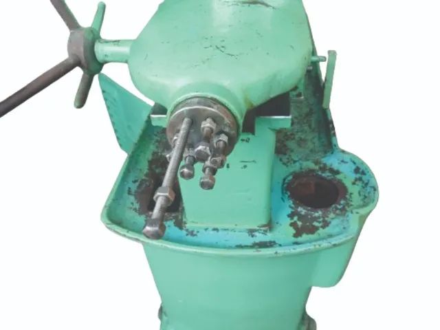 Torno revolver Ama Tr-4 - Foto 4