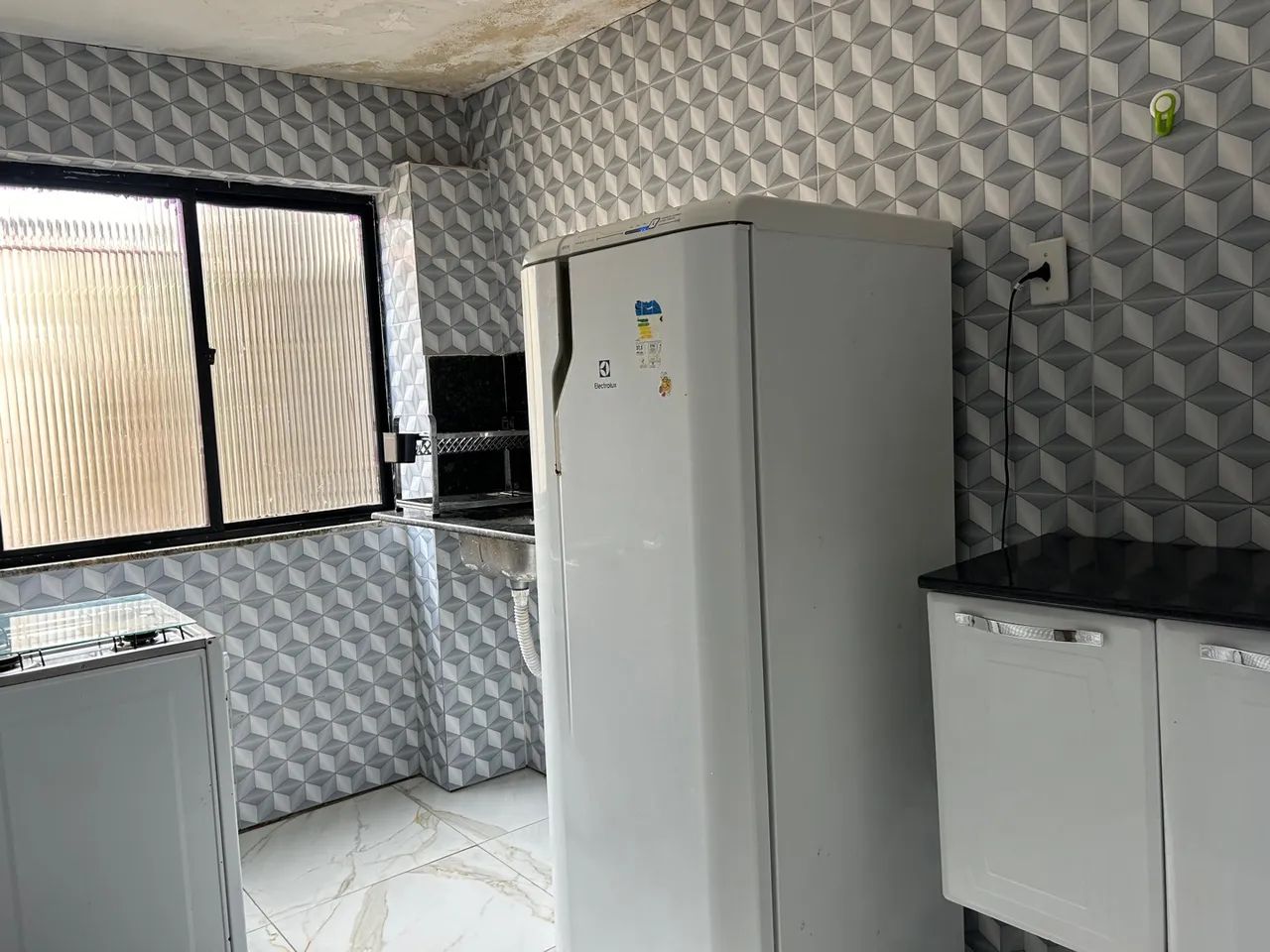 Alugo apartamento mobiliado térreo * - Foto 3