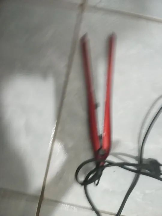 Prancha de Cabelo Vermelha - Foto 3