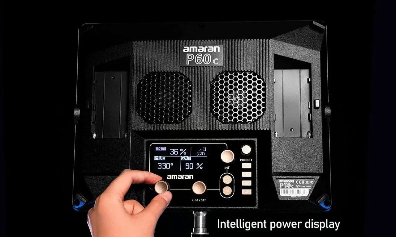 Painel de luz de vídeo colorido Amaran P60C RGBWW - Foto 3