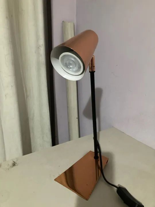 Luminária de mesa moderna industrial rosé - Foto 2