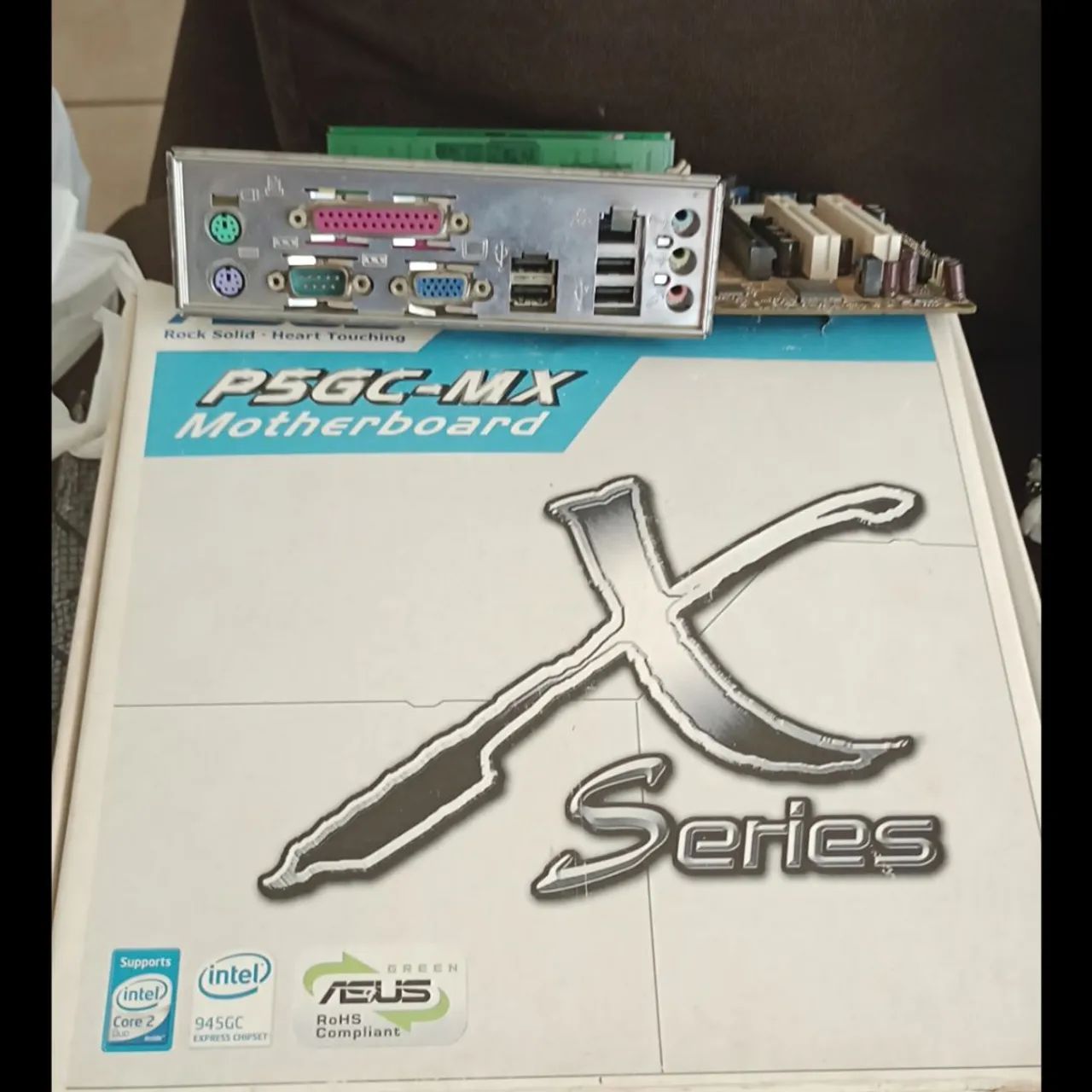 PLACA Mãe DDR2 LGA 775+Espelho+Caixa+Processador+memorias - Foto 4