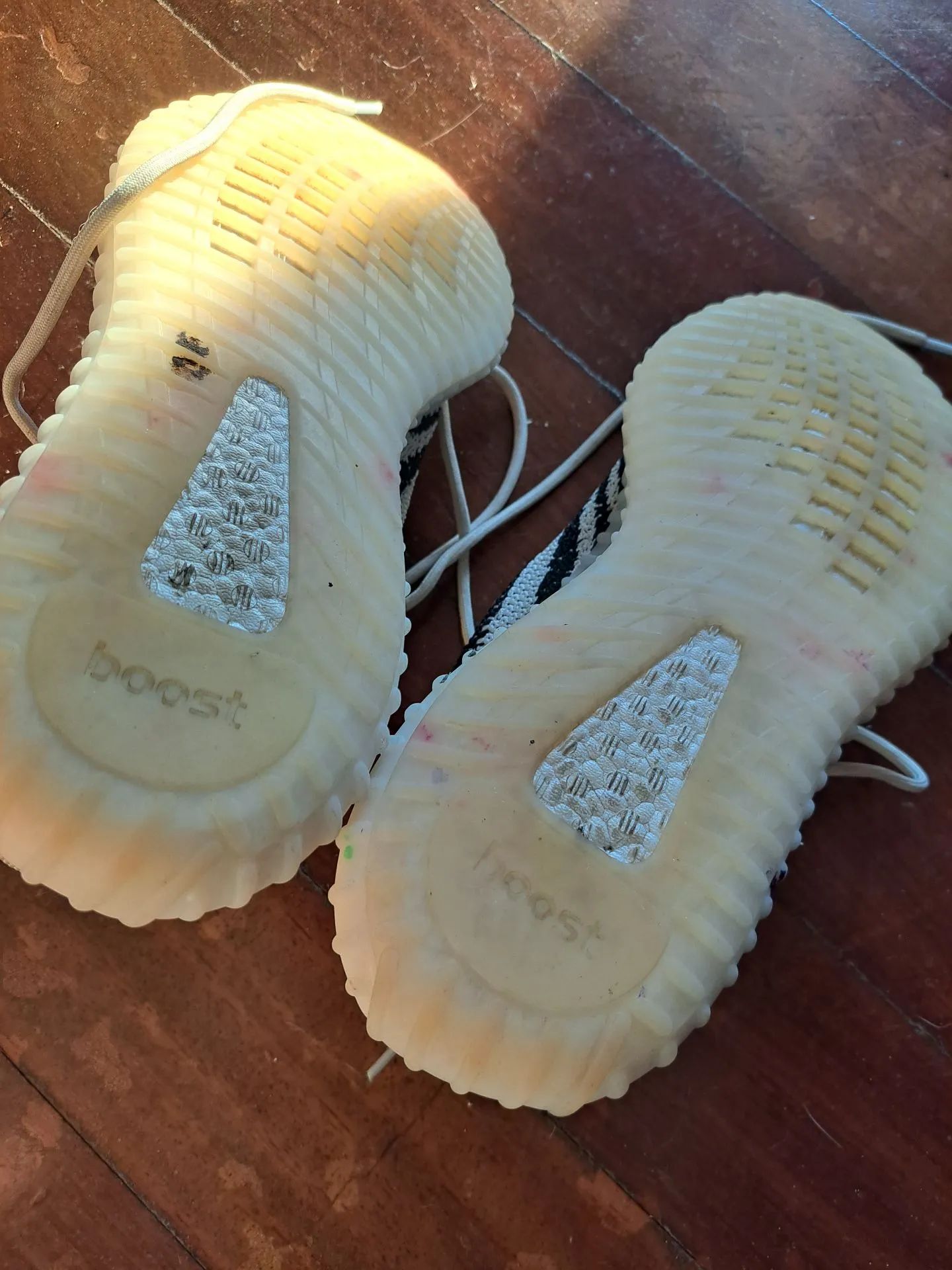Yeezy boost v360 - Foto 3