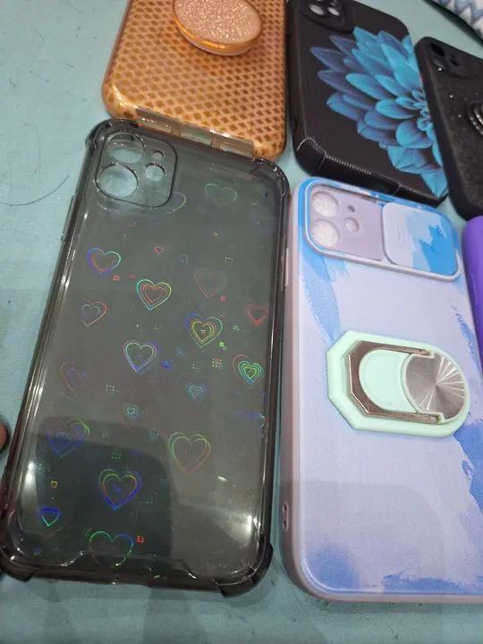 6 Capas para iPhone 11- Diversos modelos - Foto 2