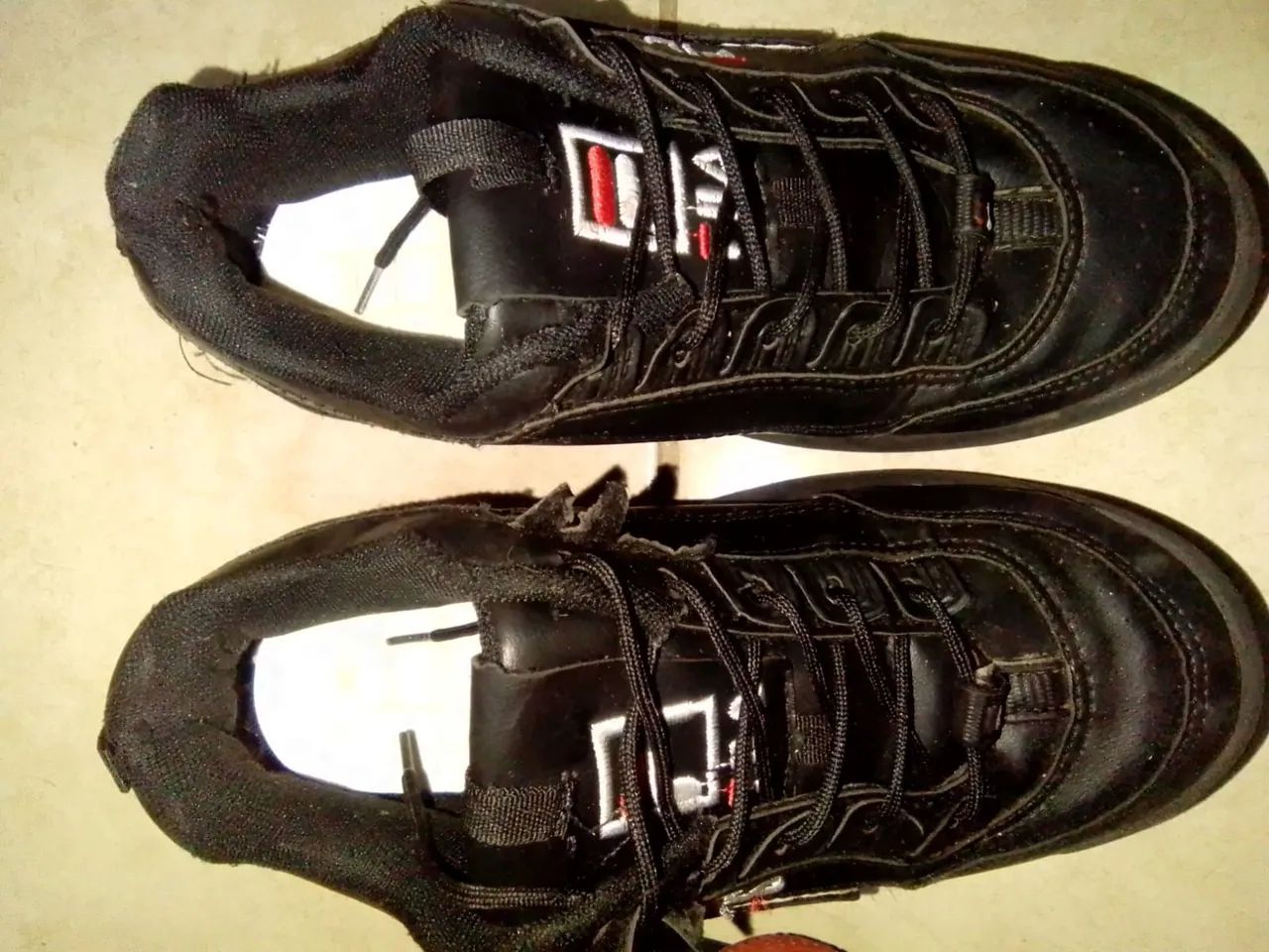 SAPATO FEM. N°35. (FILA) ORIGINAL/ Ler descrição...