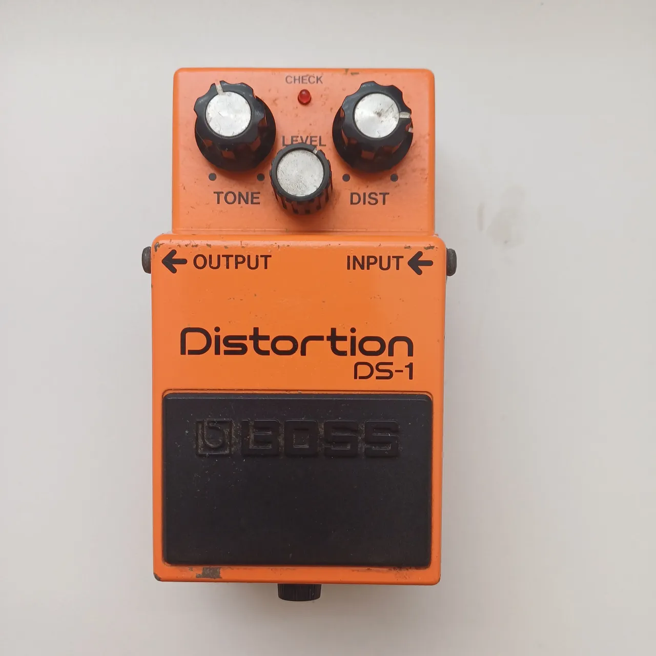 Pedal de Distorção Boss DS-1