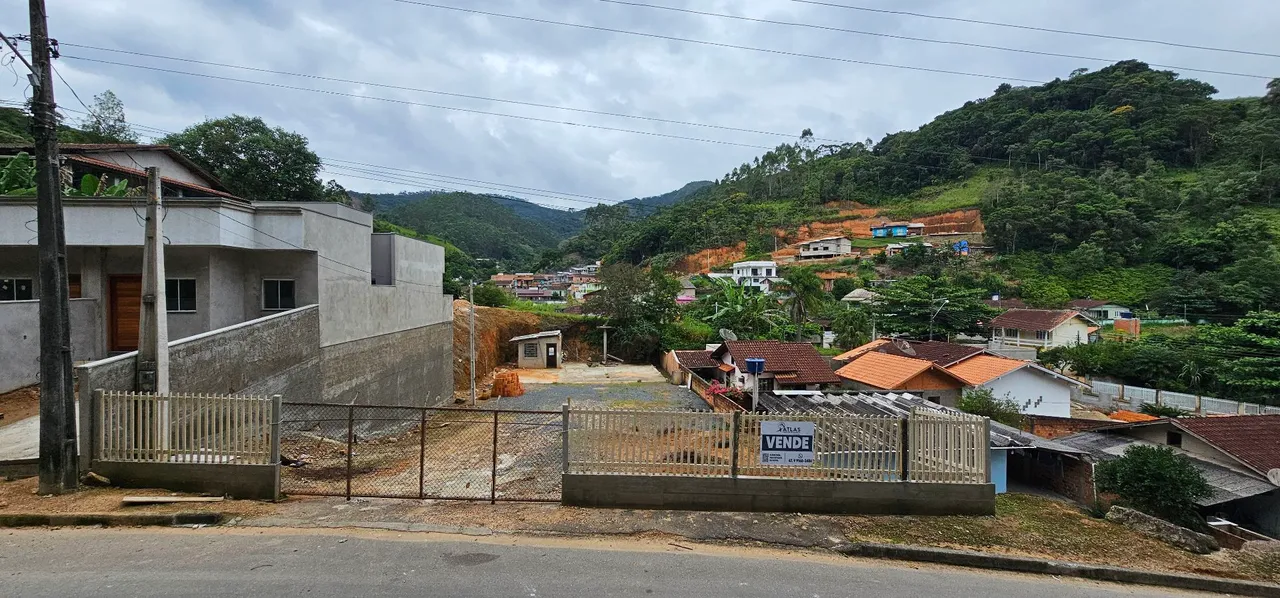 Terreno com 541m²