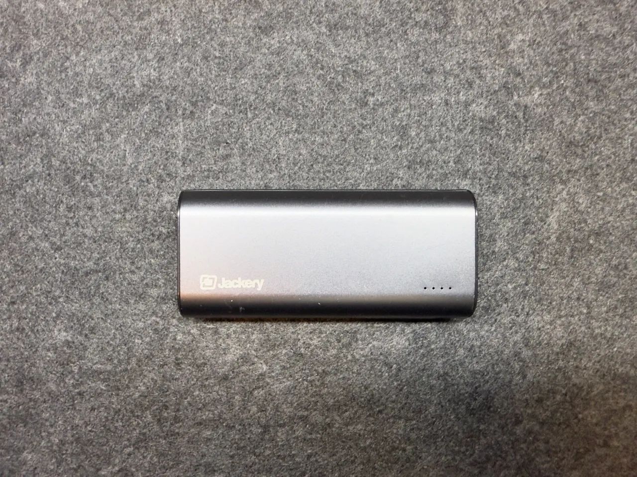 Bateria Externa Jackery Bolt 6000mAh - Cabos embutidos - Foto 4