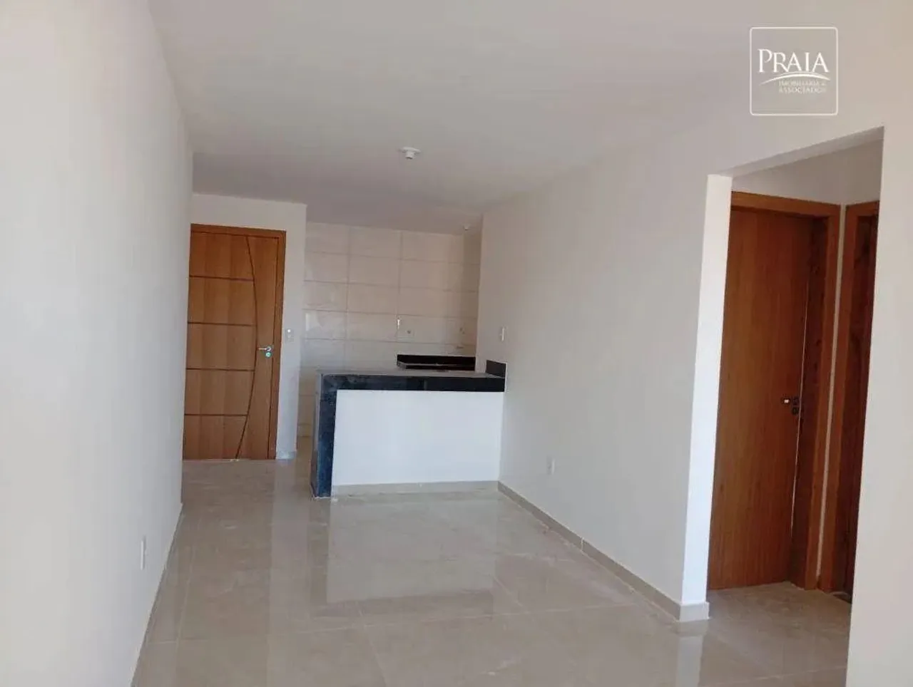 Apartamento com 2 dormitórios à venda, 72 m² por R$ 420.000,00 - Jockey de Itaparica - Vil