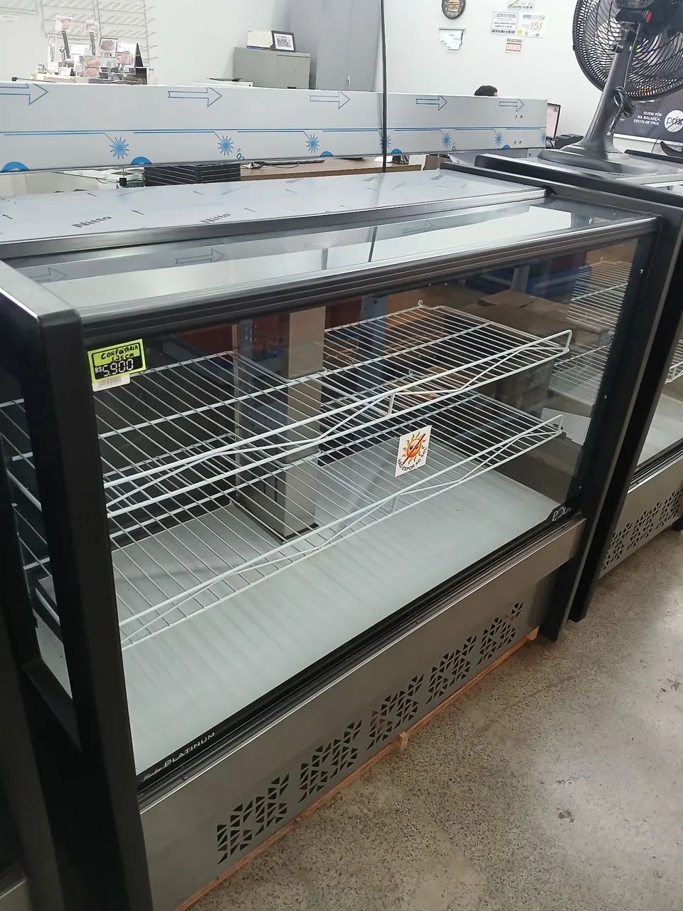 Balcão Vitrine Refrigerado 1,25m Polar para bolos e tortas - Foto 2