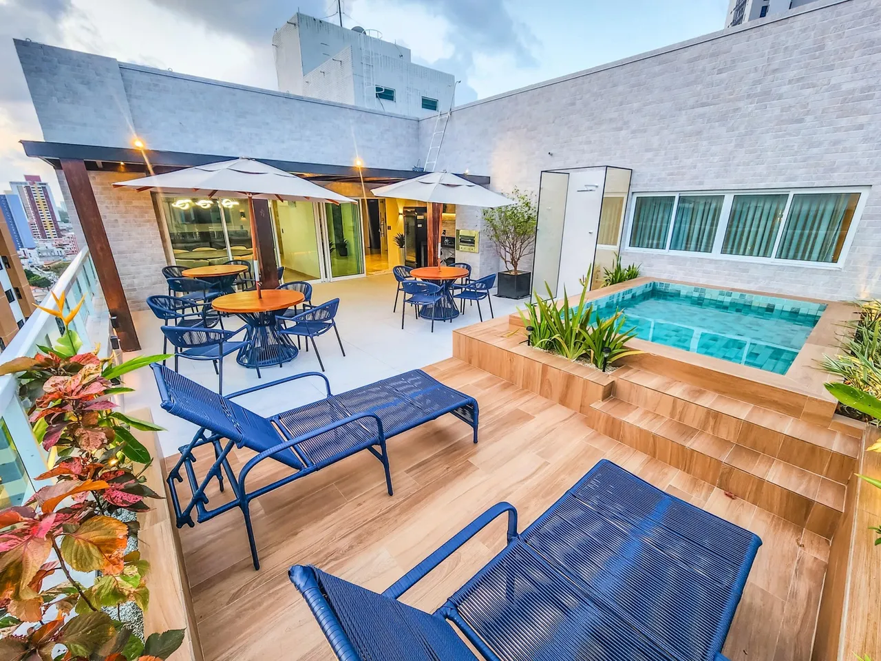 ALUGA-SE APARTAMENTO 2 QUARTOS (1 SUÍTE) - TAMBAUZINHO | PRÓXIMO AO CLUBE CABO BRANCO