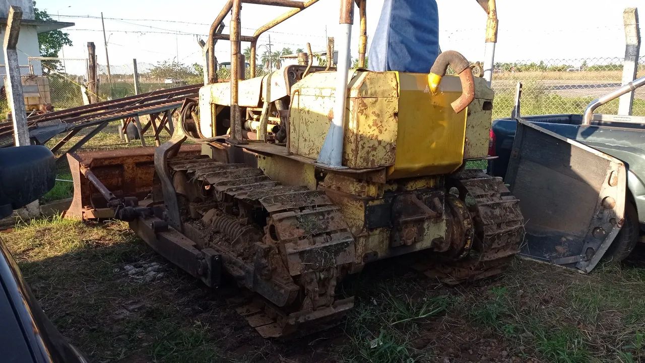 Trator de Esteira - Foto 2