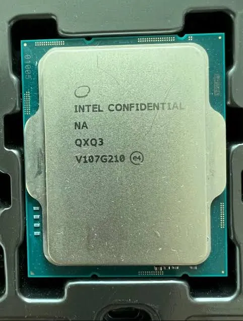 Intel Core 19-12900 Es (engineering Sample) 16 Núcleos