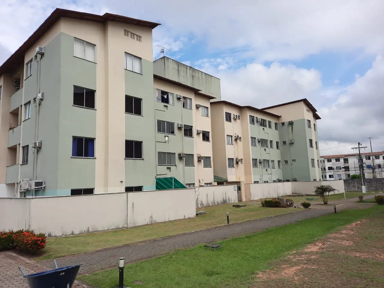 ALUG APTO NO CONDOMÍNIO HARMONIA