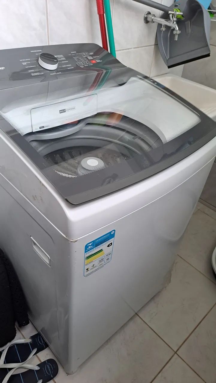 Máquina de lavar roupa