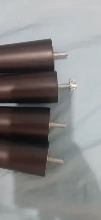 Pés de cama em Madeira - Foto 2