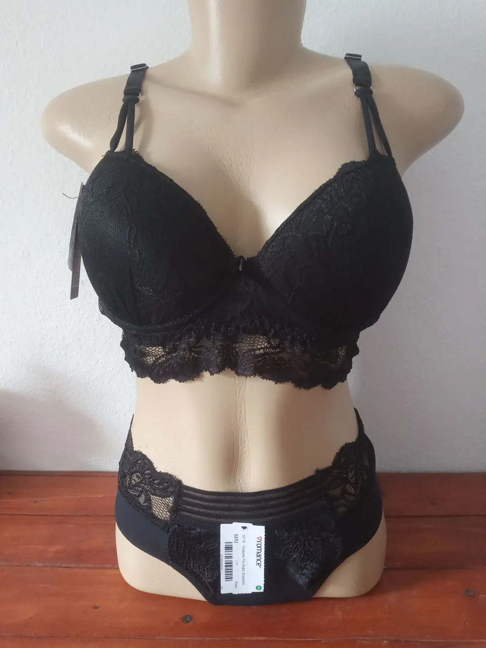 Conjunto de lingerie renda preto