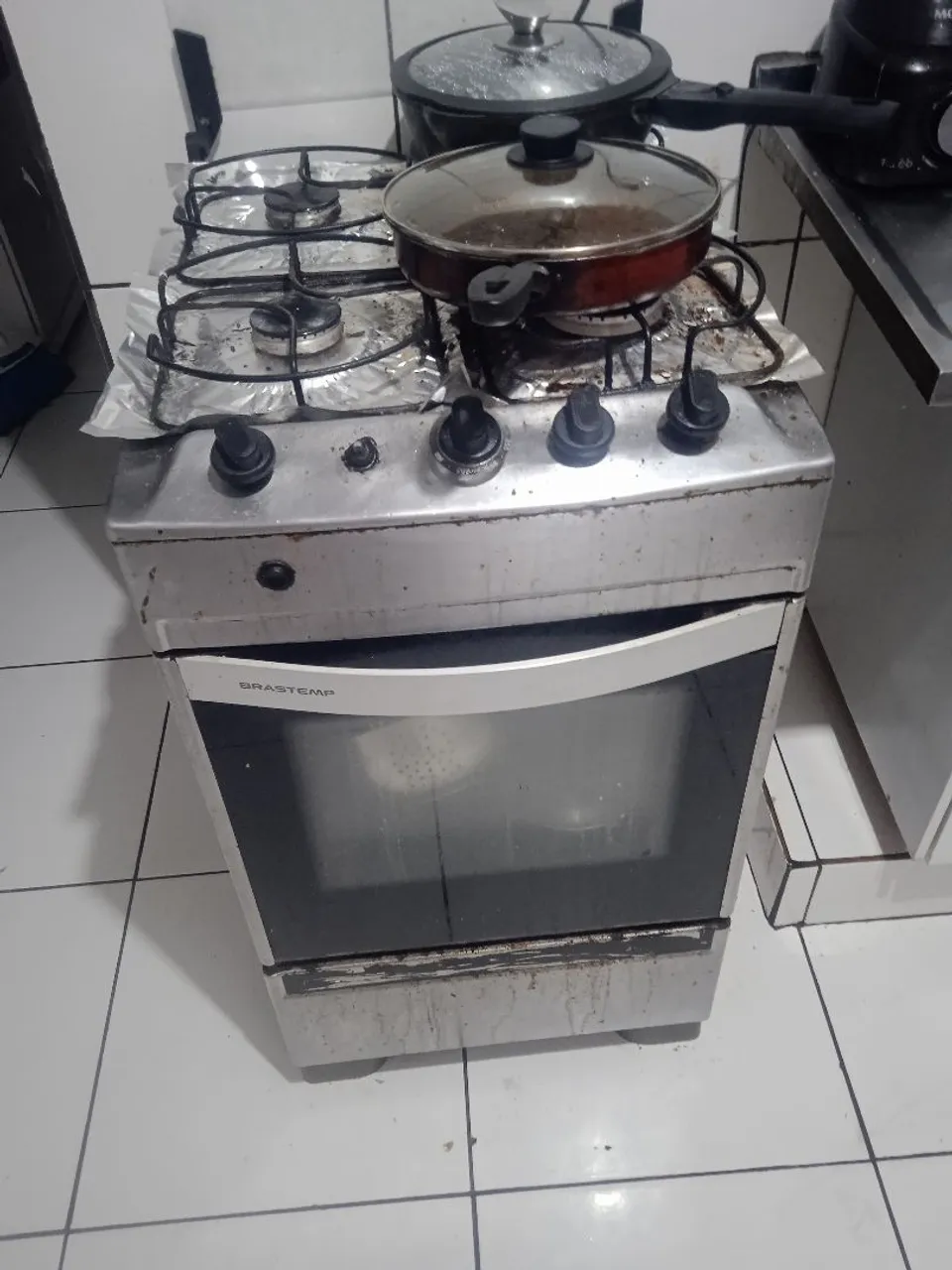 Fogão Brastemp 4 bocas com forno