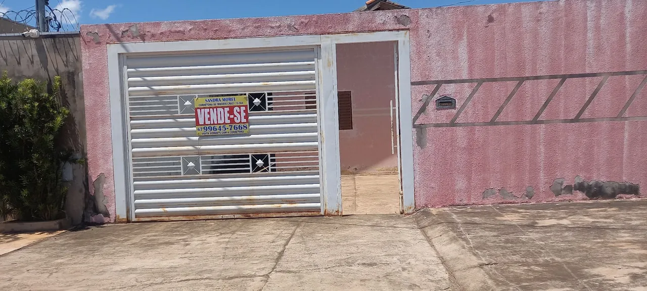 Vendo uma casa em Anastácio MS