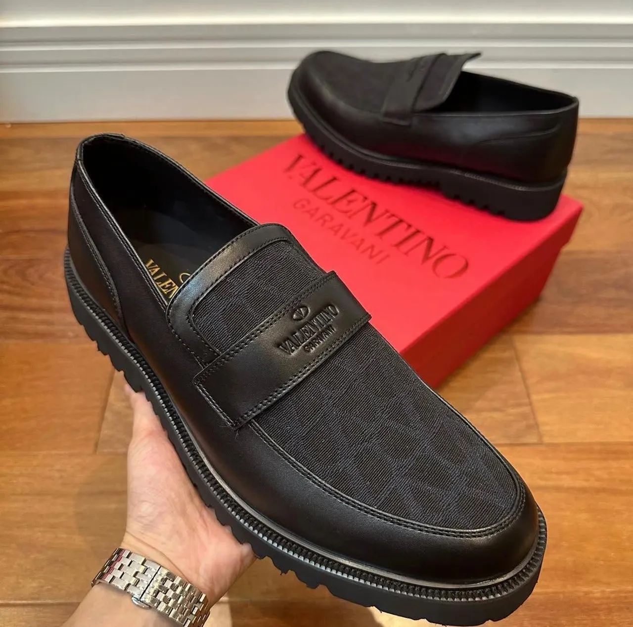 Sapato Mocassim Valentino Garavani Hermes Ferragamo Calçados