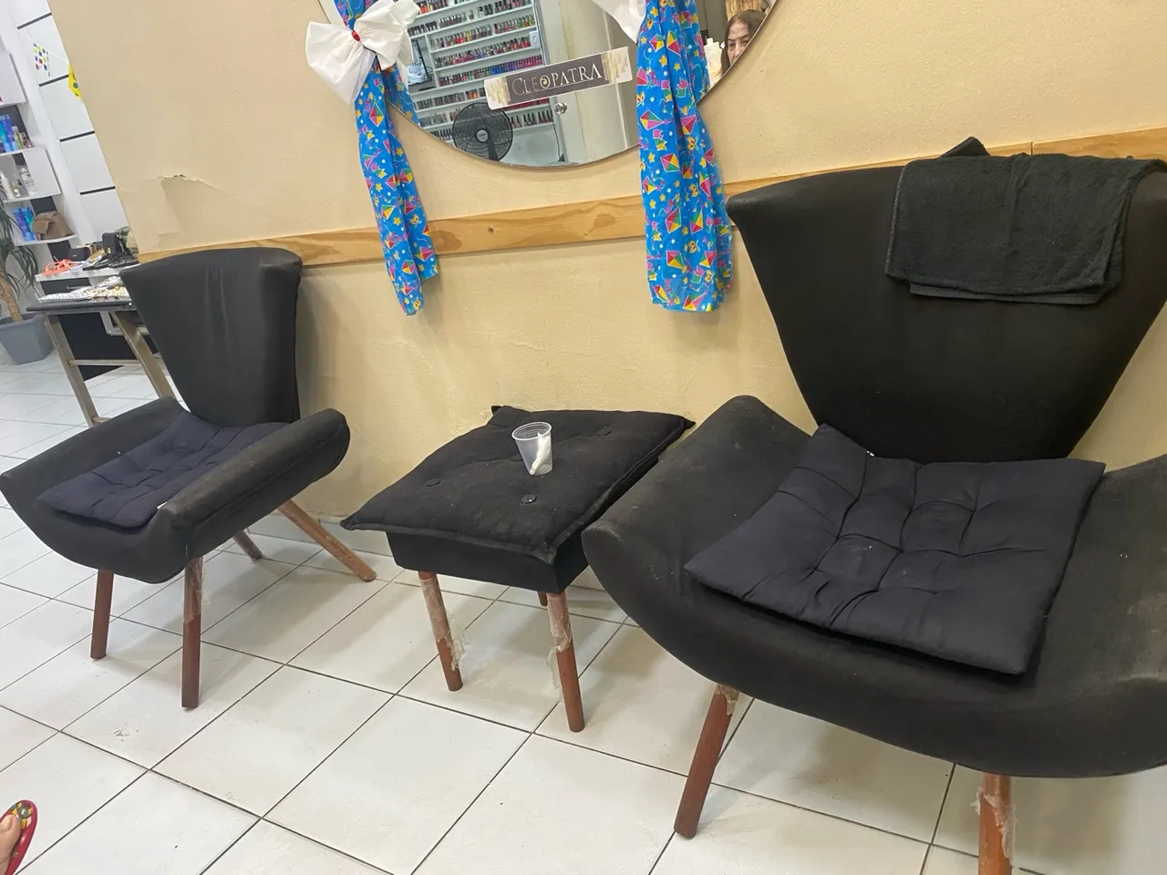 Vendo conjunto de cadeiras